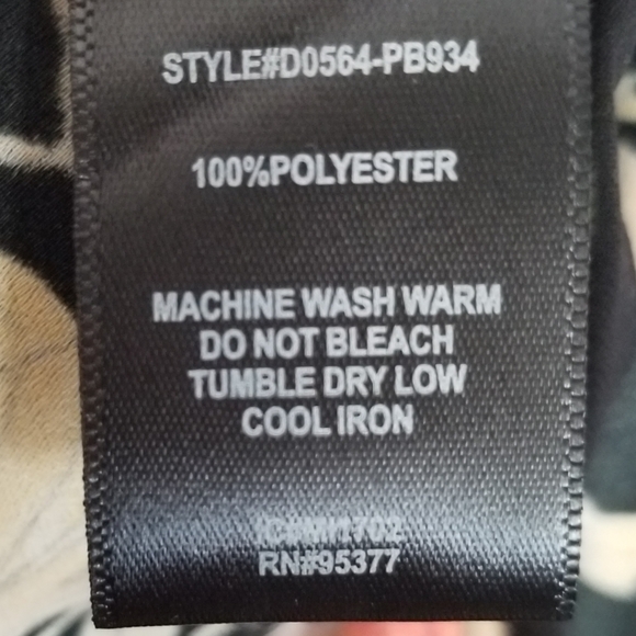 Sactuary Floral Bouquet Print Wrap Dress Size XL. Fits more like size M/L - Picture 10 of 10